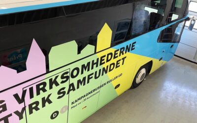 Foliering af Dansk Industri’s to KV21-busser